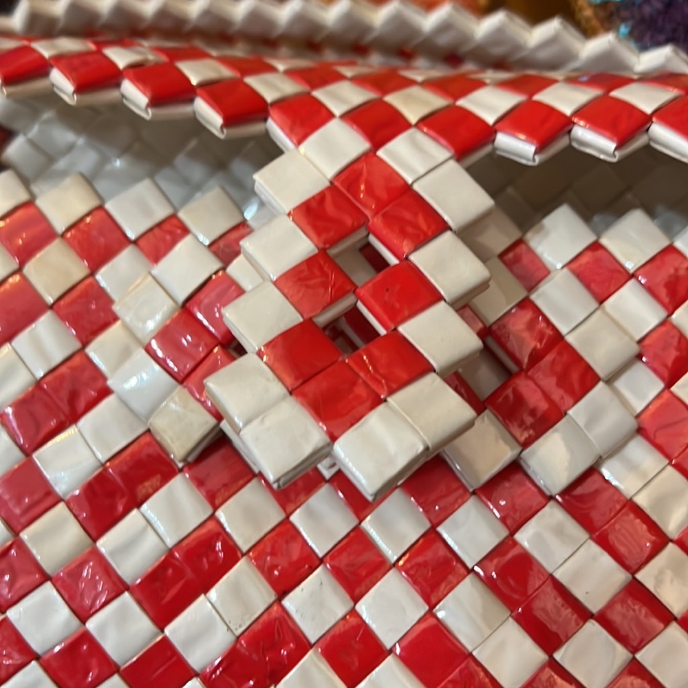 Candy Wrapper Style Weave Handbag - image 3